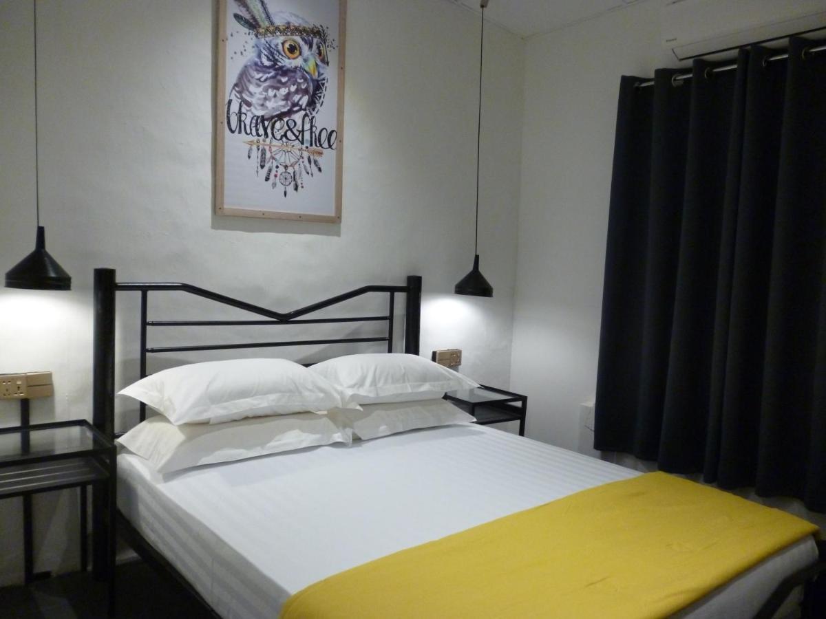 Ola Hostel Malacca Exteriör bild