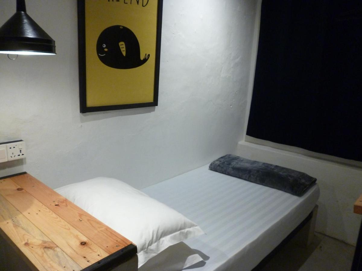 Ola Hostel Malacca Exteriör bild